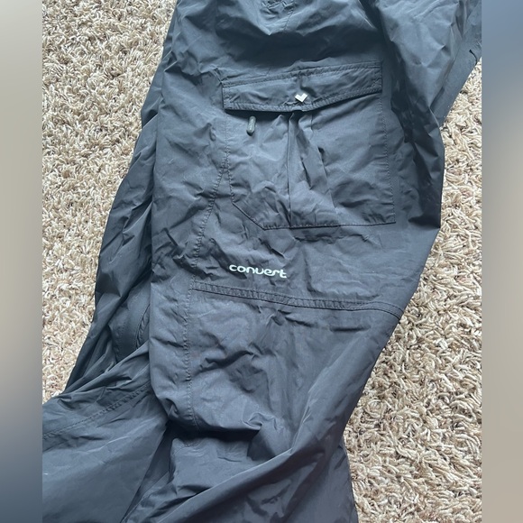 Women’s Columbia snow pants - Picture 5 of 11